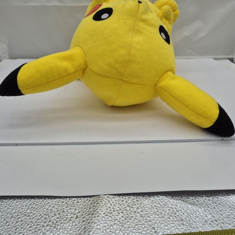 Pokémon Pikachu Plush Stuffed Animal Toy Yellow 2017 Batch 17-106 14" - Picture 7 of 9